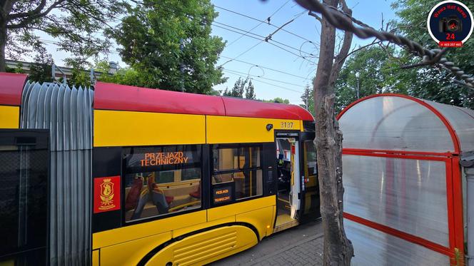 Tajemnicza śmierć pasażera tramwaju. Motornicza myślała, że śpi