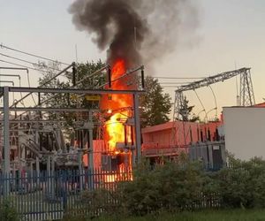Pożary stacji elektroenergetycznych! Warszawa i Legionowo. Głośny huk