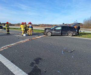 Wypadek na A4 koło Tarnowa. Groźne zderzenie, jedna osoba w szpitalu