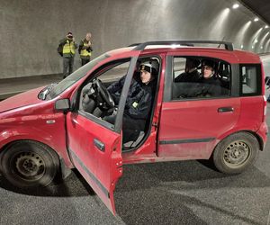 Tunel na Zakopiance został zamknięty. Przeprowadzono specjalną akcję służb ratunkowych