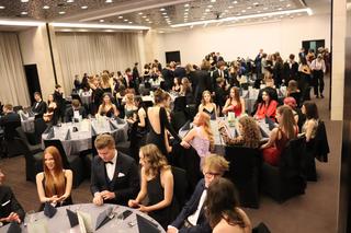 Studniówka uczniów z V LO im. Klaudyny Potockiej w Poznaniu