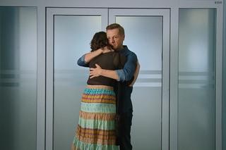 M jak miłość odc. 1698. Paweł (Rafał Mroczek), Basia (Gabriela Raczyńska)