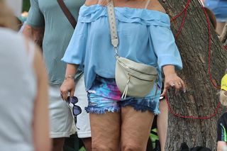 Katarzyna Skrzynecka. Zabrała rodzinę na targ śniadaniowy w kusych szortach