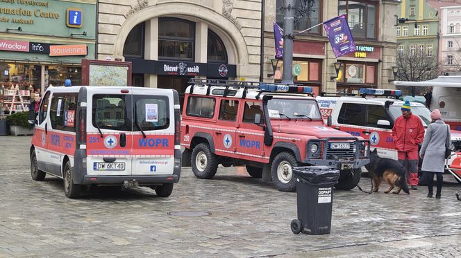 Wrocław gra z WOŚP 2025. „Ta akcja nas wszystkich jednoczy” [ZDJĘCIA]