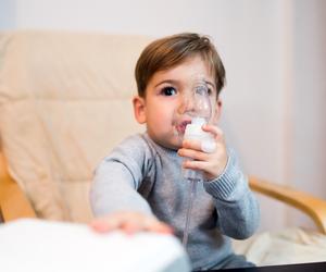 Czym inhalować dziecko? Rodzaje soli do inhalacji (różnice i zastosowanie)