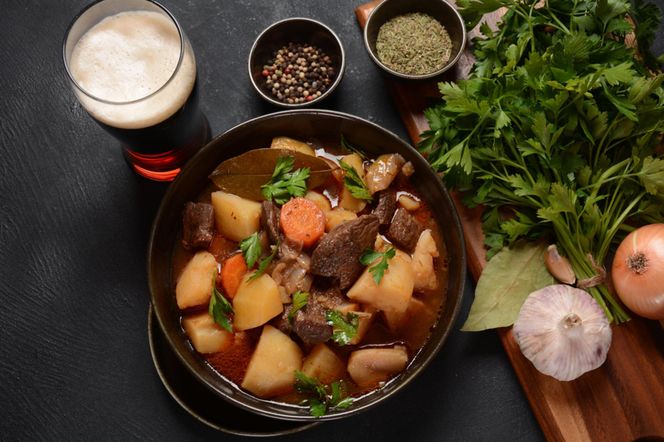 Gulasz z Guinnessem