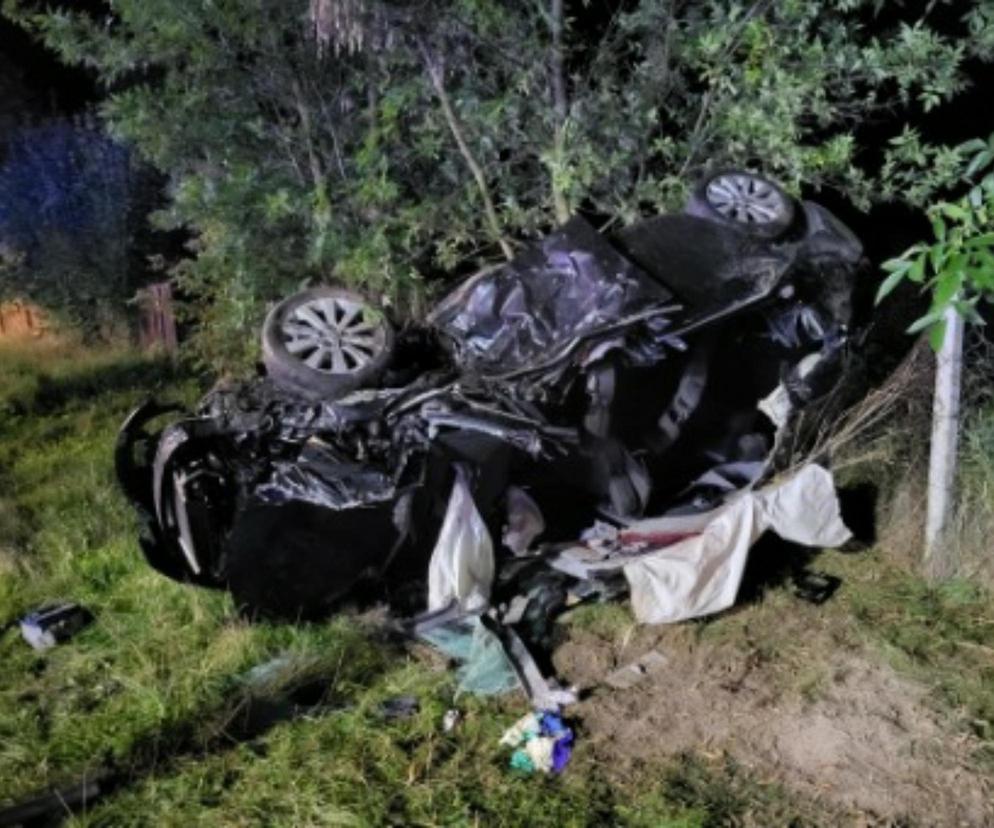 Śmiertelny wypadek na drodze w pow. ryckim! Dwie osoby nie żyją, jest wielu rannych