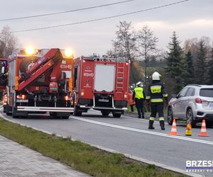 Groźny wypadek na DK 75 w Gnojniku. Motocyklista zderzył się z osobówką