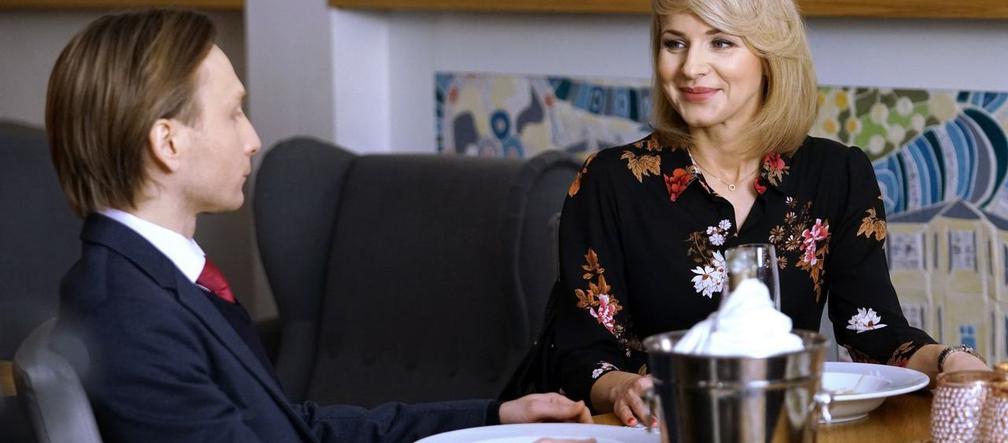 Barwy szczęścia odc. 1874. Alicja Umińska (Monika Dryl), Rafał Krzepiński (Marek Kossakowski)