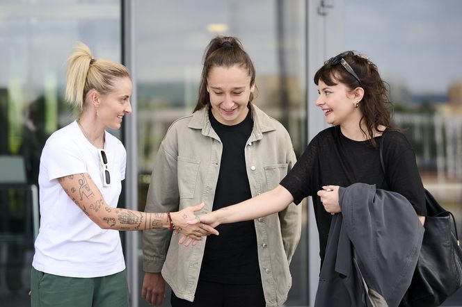 W Gdańsku odsłonięto pomnik piłkarki - superbohaterki