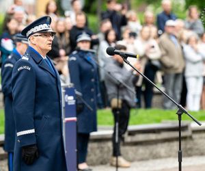 Policjantki i policjanci złożyli ślubowanie. 126 funkcjonariuszy zasiliło śląski garnizon