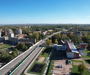 Przebudowa linii kolejowej w Bytomiu dobiega końca. Ruch towarowy został już przywrócony, a kiedy pasażerski?