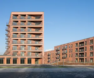 Mieszkanie Plus Katowice: Nowy Nikiszowiec projektu 22Architekci [NOWE ZDJĘCIA]