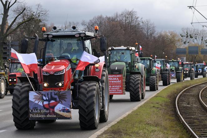 Protesty rolników na Pomorzu. Utrudnienia na S7 i drogach lokalnych 