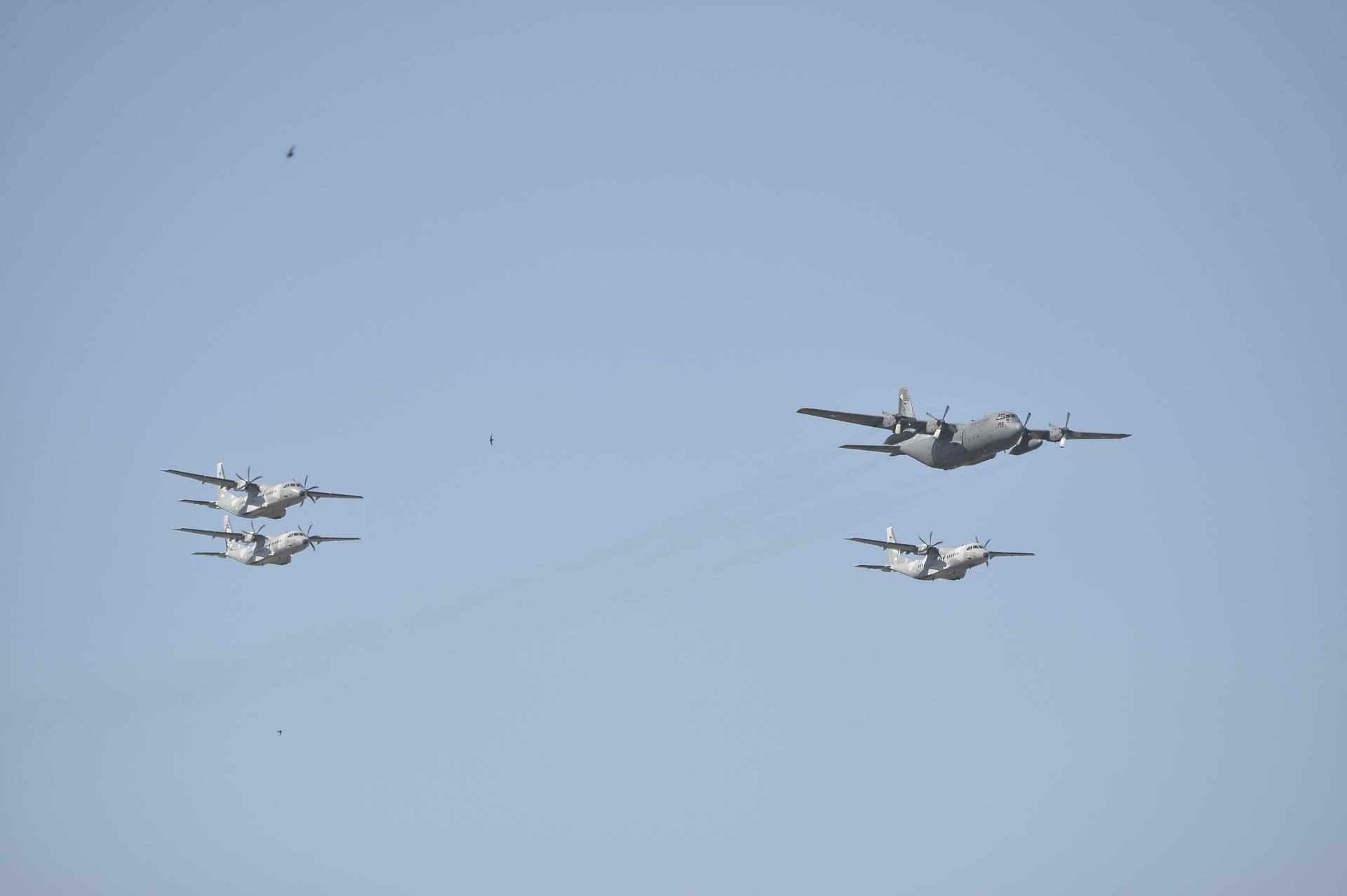 C-130E i C295
