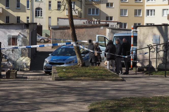 W wiacie śmietnikowej przy ul. Moniuszki znaleziono ciało kobiety