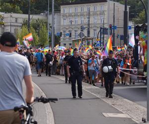 III Bydgoski Marsz Równości 2024. Rozśpiewany tłum przeszedł ulcami miasta