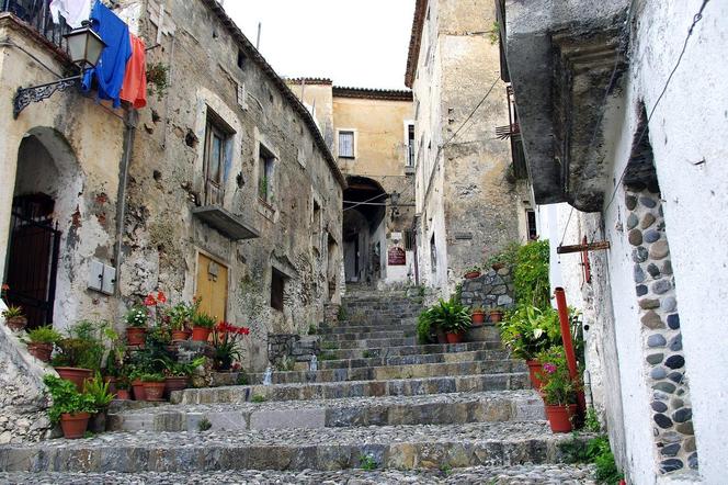 Reggio di Calabria na zdjęciach. Polecisz tam z portu Katowice Airport