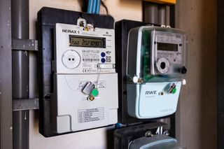 Rachunki za prąd pójdą w górę! Opłata mocowa wzrośnie o połowę