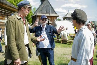 Artur Żmijewski miał problemy z obsadą Sami swoi. Początek