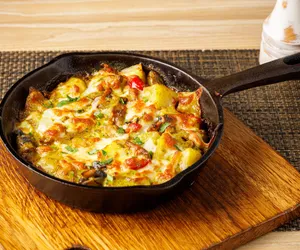 Kurczak salsa z ryżem i warzywami. Mnóstwo smaku i aromatu w pół godziny