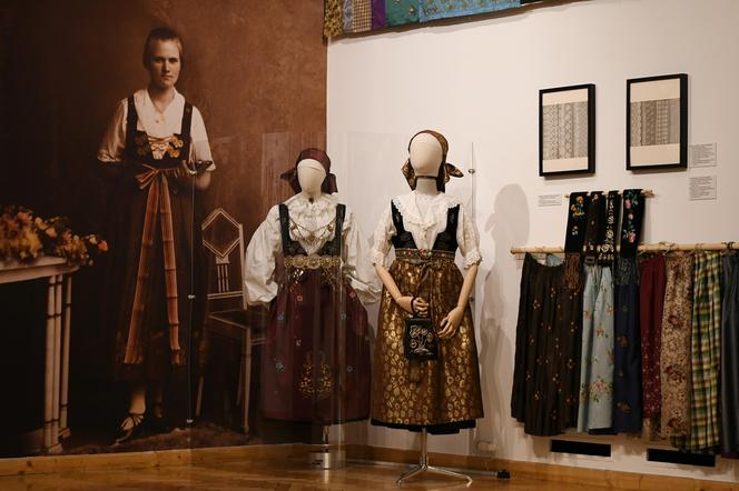 Co porządna frela nosiła w czasie Bożego Ciała? Zajrzyjcie do Muzeum Górnośląskiego w Bytomiu!