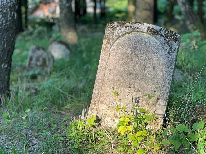 Macewy na kirkucie w Szczebrzeszynie