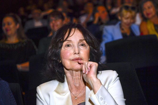 Dawno niewidziana legenda PRL-u pojawiła się na salonach. Tak dziś wygląda gwiazda "Trędowatej" 