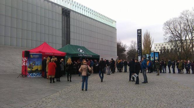Lublin: Będzie zielono. Rozdali 700 drzew na 700-lecie miasta!