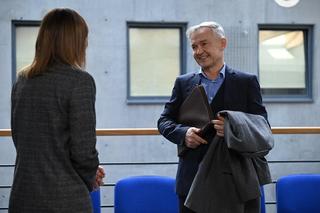 Pierwsza miłość, odcinek 3792: specjalista oceniający stan Kacpra (Damian Kulec), Grażyna (Grażyna Wolszczak)