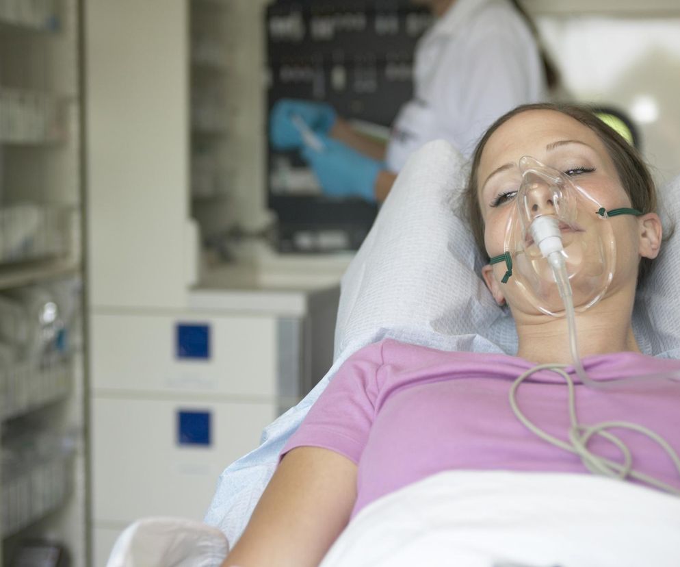 Atakuje układ oddechowy i wymaga hospitalizacji. Nowa choroba długo nie daje objawów