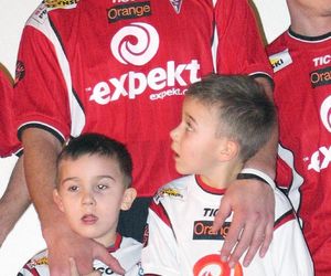 Prezentacja składu drużyny Górnika Zabrze. Tak było w Multikinie w Zabrzu w 2006 roku