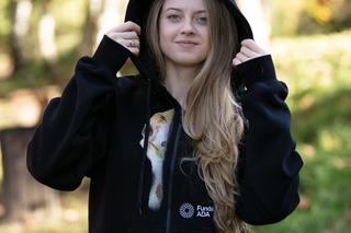 Struś Tadzio i Kura Grażyna mają swoje ubrania