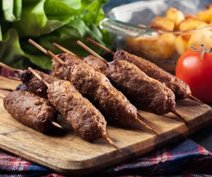 Mielone na patyku z piekarnika lub grilla: przepis