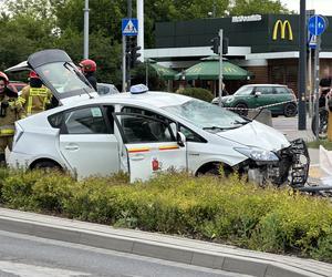 Przeleciał kilkadziesiąt metrów. W stanie krytycznym trafił do szpitala. Przerażające okoliczności potrącenia na Targówku