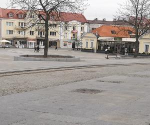 Tragedia przy wycince gałęzi na Rynku Kościuszki. Sąd w Białymstoku uniewinnił mężczyznę