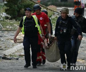 Putin zbombardował seniorów w domu opieki! Wielu rannych i ofiara