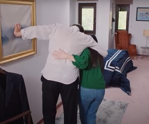 Sila ucieka Alperowi i przyłapuje Kuzeya w łóżku z Bahar. 