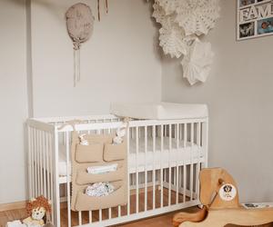 Przytulny pokój dla niemowlaka – dodatki z charakterem