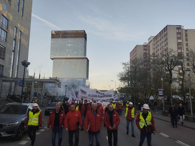 "Walczymy o Śląsk i o przemysł, żeby nie umarł"