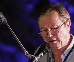 Piotr Cyrwus przez lata próbował pozbyć się „Ryśka z Klanu”, a teraz znów go szufladkują