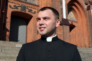 Nie żyje ks. Andrzej Dębski. Duchowny wywołał obyczajowy skandal