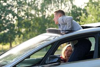 	M jak miłość odc. 1765. Franka (Dominika Kachlik), Paweł (Rafał Mroczek)