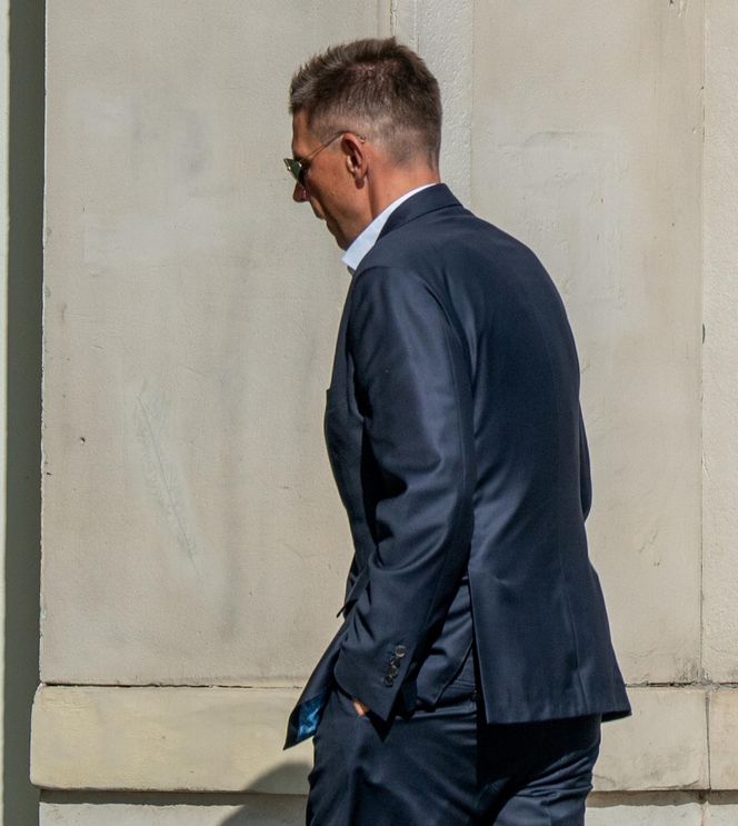 Ryszard Petru na hulajnodze