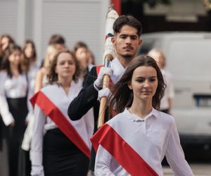 Początek roku szkolnego w Toruniu. Tak było w I LO [GALERIA]