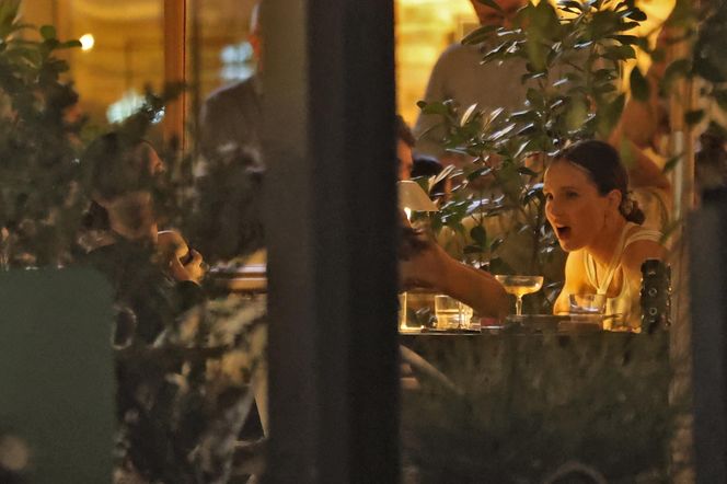 Marina Łuczenko-Szczęsna i Natalia Szroeder imprezują