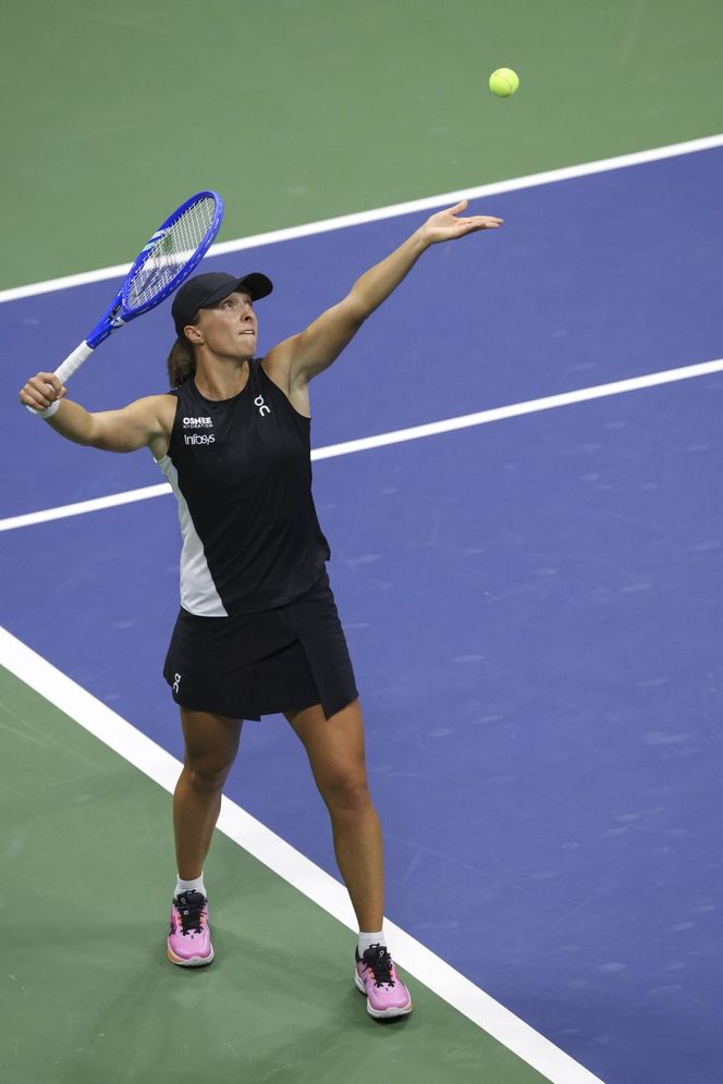 Iga Świątek w 1/8 finału US Open. Trudny mecz i awans Polki po zaciętej walce z Kalinską