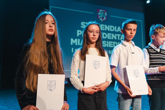 Blisko 700 najzdolniejszych siedleckich uczniów z nagrodami za dokonania w nauce!