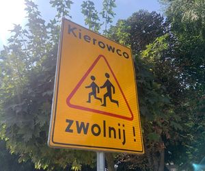 Ruszyły kontrole dróg. Policjanci sprawdzają czy jest bezpiecznie w rejonach szkół