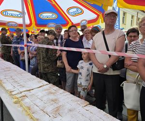 Rzeszów Najdłuższa Kremówka w Polsce